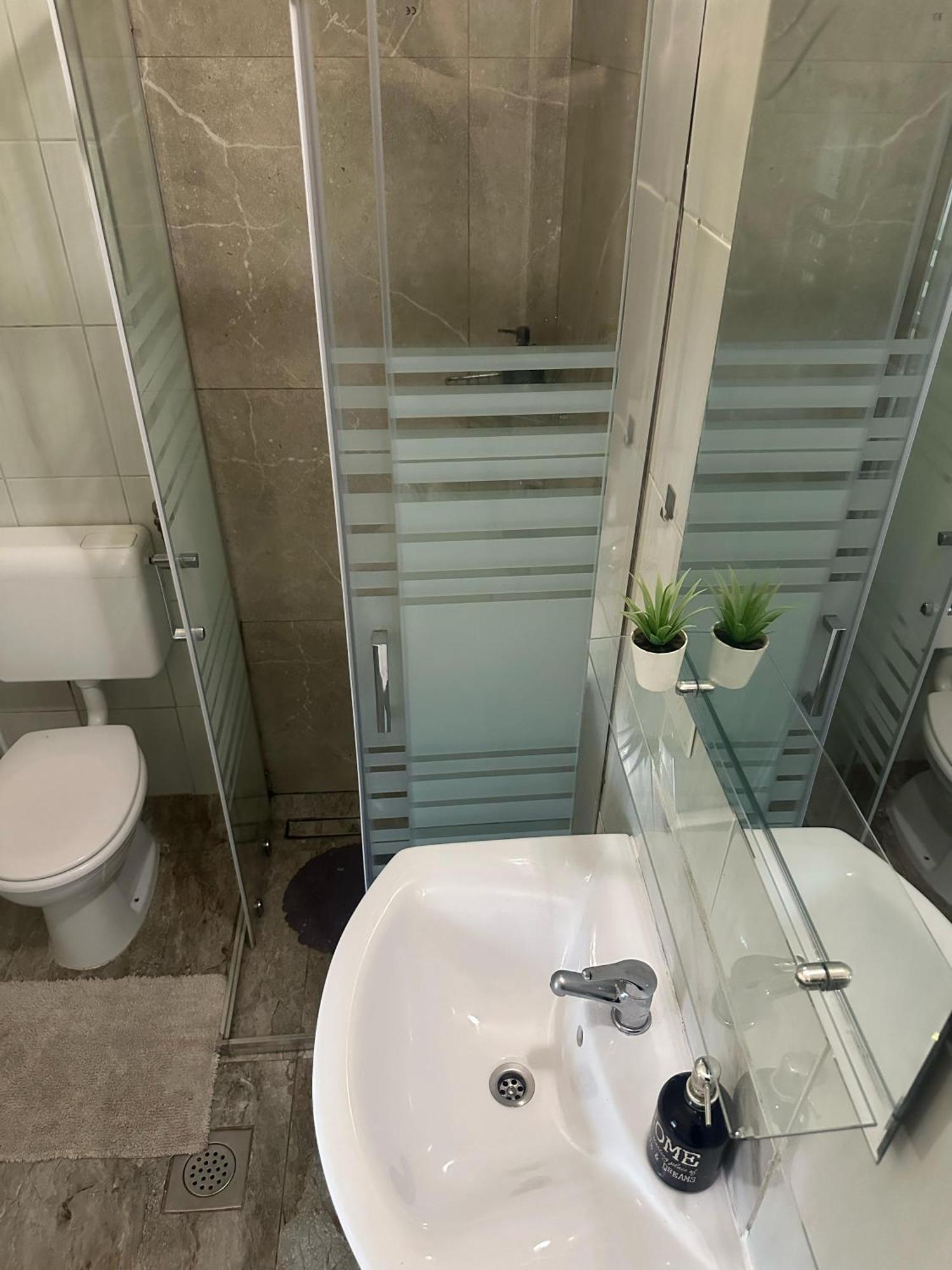 Apartman Petra Zabok Esterno foto