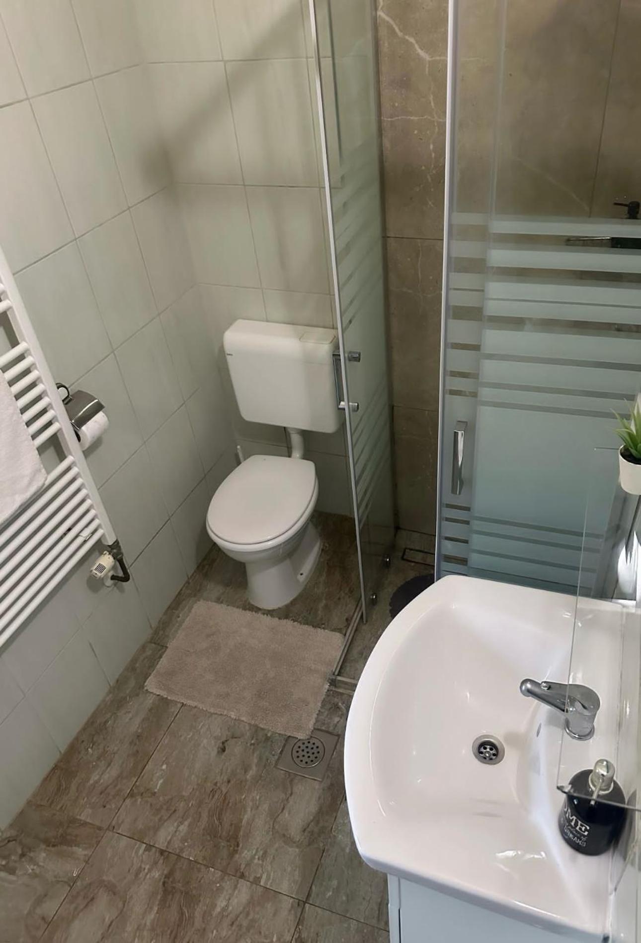 Apartman Petra Zabok Esterno foto
